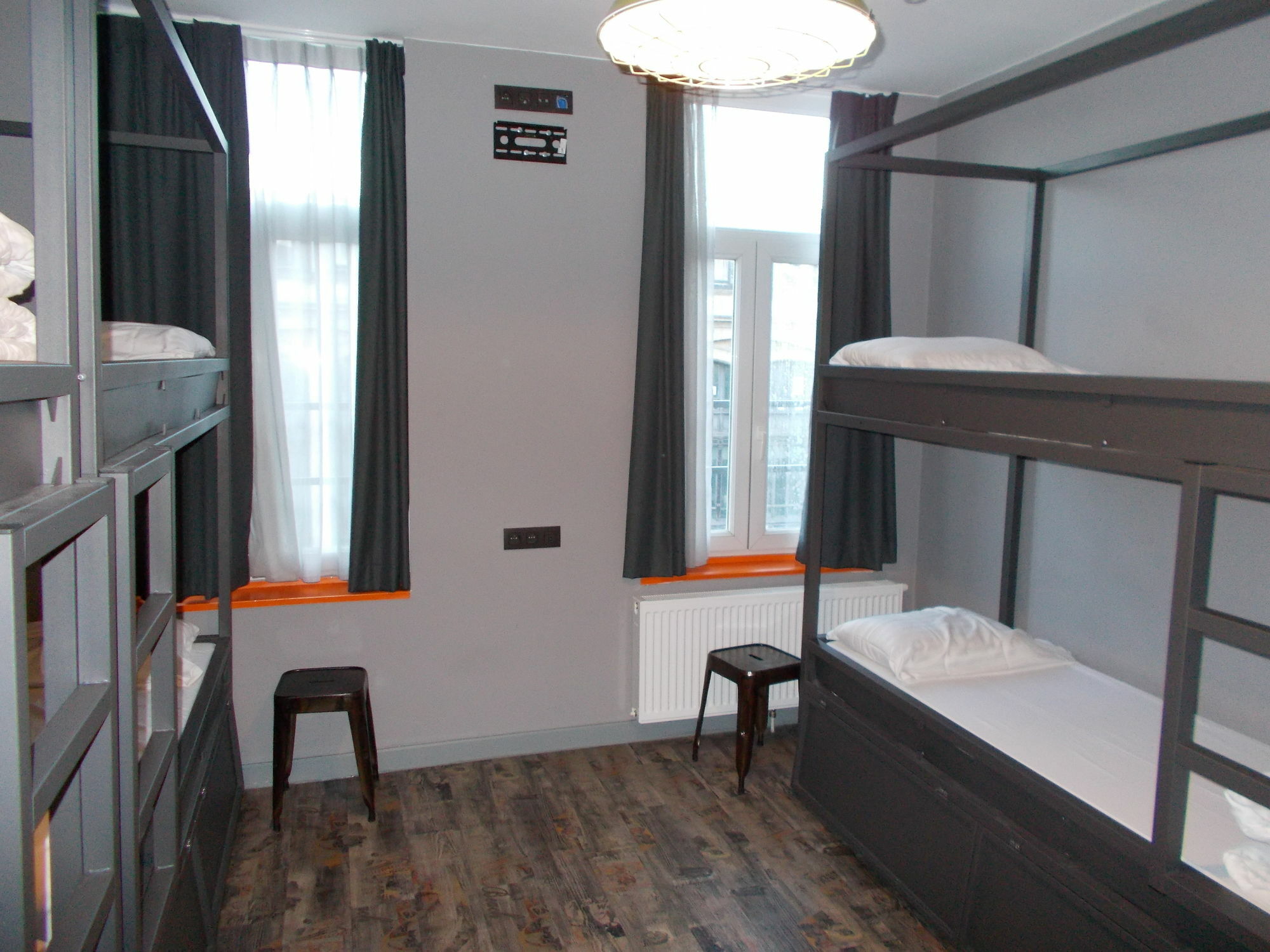 Urban City Centre Hostel Bruxelles Esterno foto