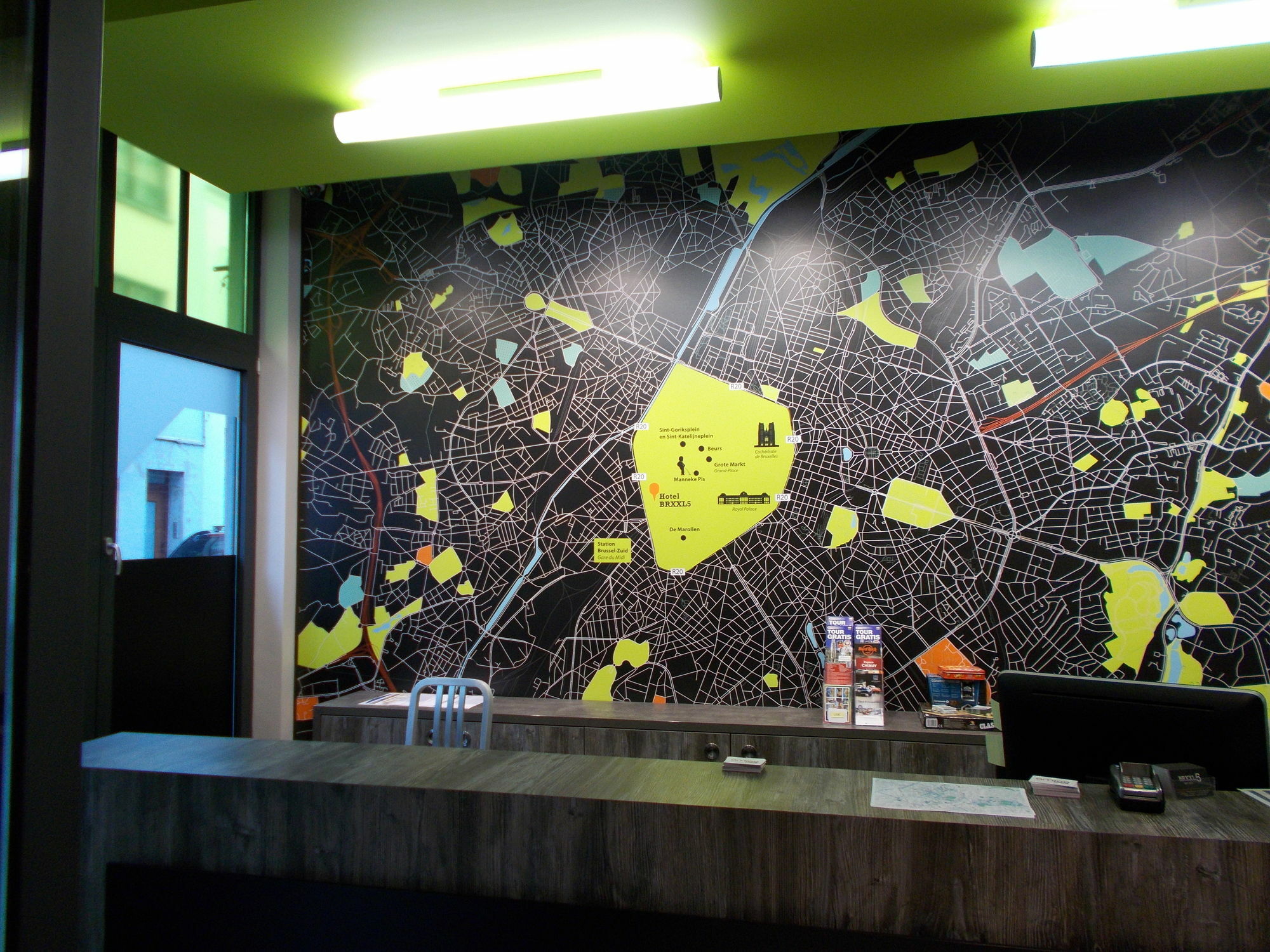 Urban City Centre Hostel Bruxelles Esterno foto